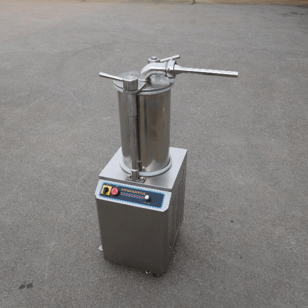 Small hydraulic stuffer machine