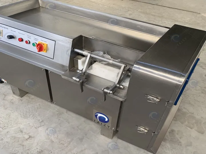 Машина для порционирования и нарезки мяса