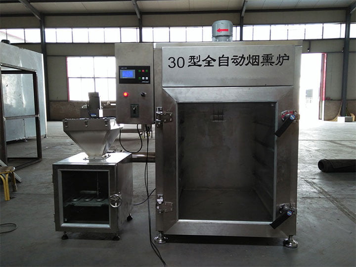 External meat smoking oven
