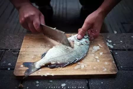 manually remove the scales