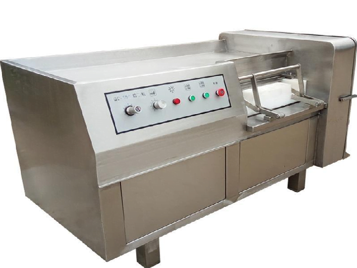 Meat cube cutting machine