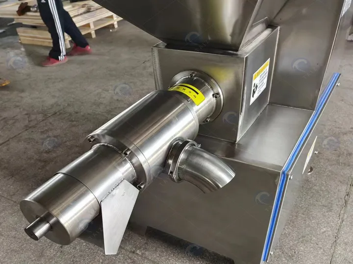 Chicken Bone And Meat Separator | Meat Bone Separator Machine 14 Chicken bone and meat separation device