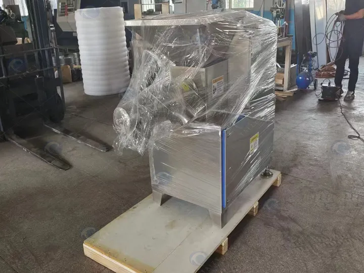 Chicken Bone And Meat Separator | Meat Bone Separator Machine 17 Chicken bone and meat separator packaging