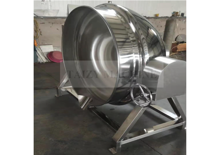Chili Sauce Jacketed Pot With Mixer 4 Jacketed pot