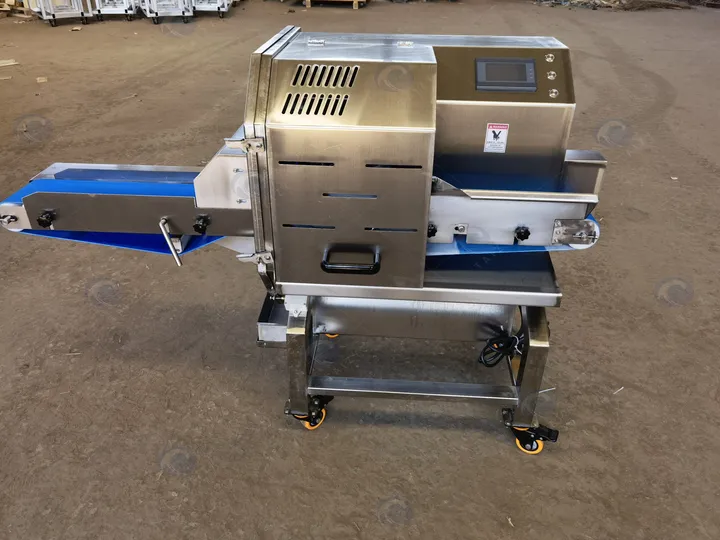 Cooked meat slicer machine